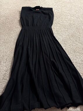THML Black Pleated Midi Dress